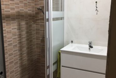 colocación de mueble de baño